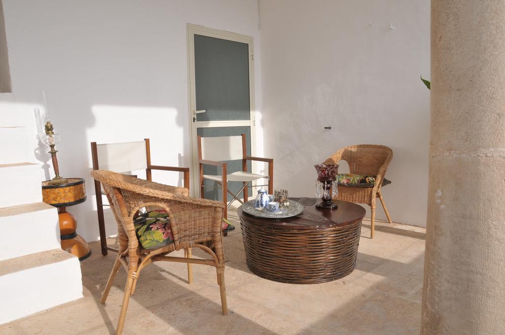 Palazzo Agrusti - Residenza D'Epoca Bed and Breakfast Alberobello Eksteriør billede