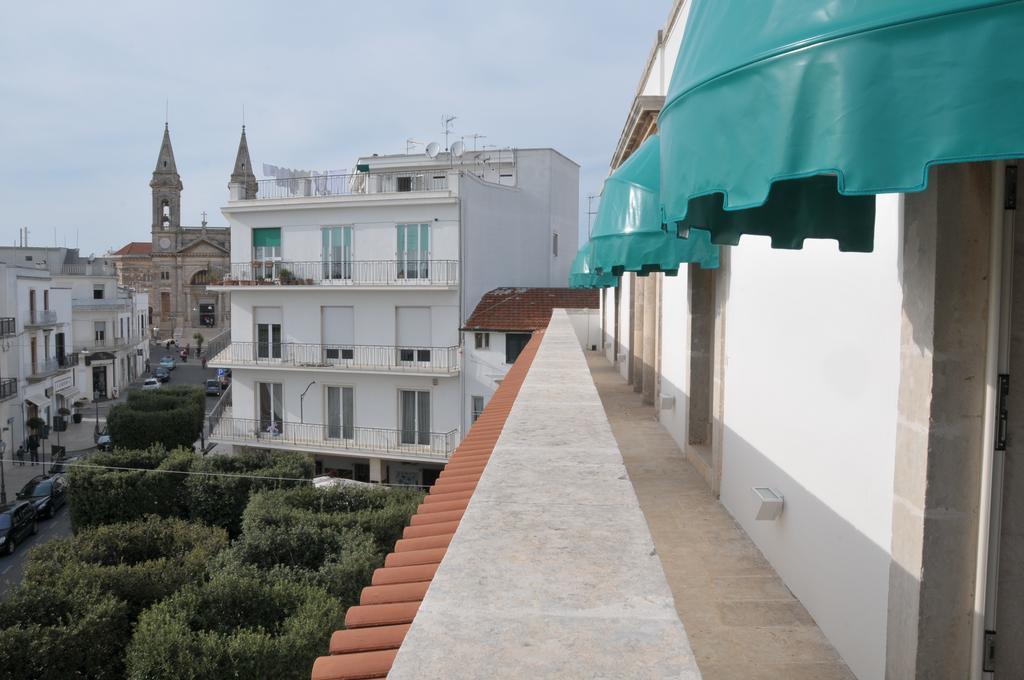 Palazzo Agrusti - Residenza D'Epoca Bed and Breakfast Alberobello Eksteriør billede
