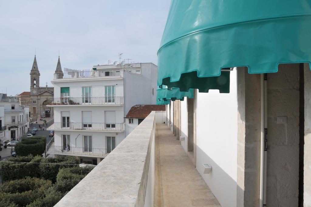 Palazzo Agrusti - Residenza D'Epoca Bed and Breakfast Alberobello Eksteriør billede