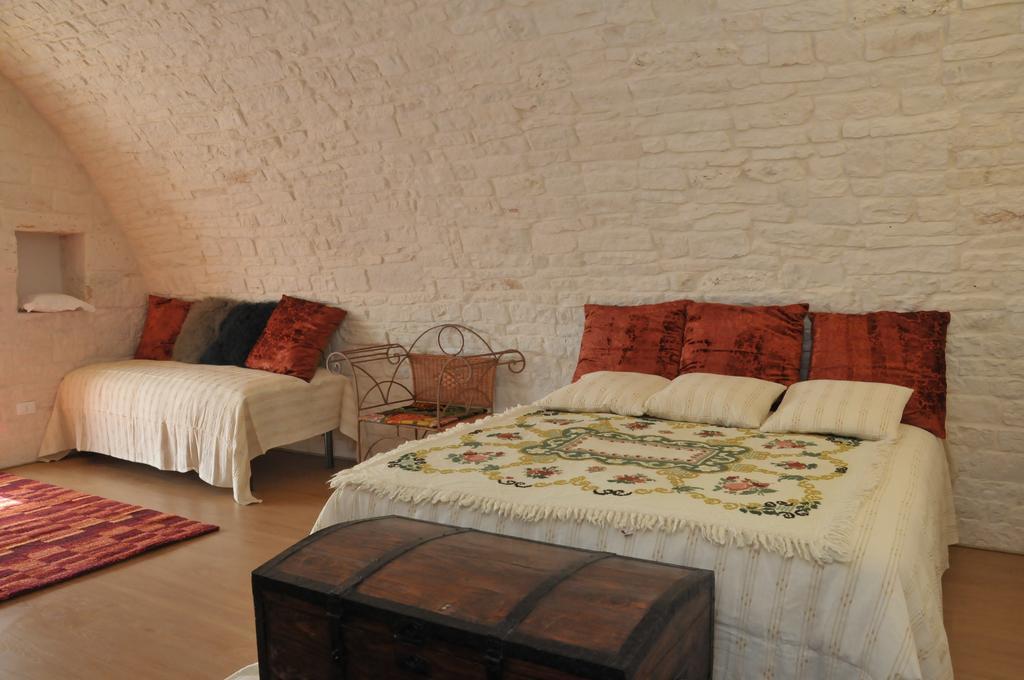 Palazzo Agrusti - Residenza D'Epoca Bed and Breakfast Alberobello Værelse billede